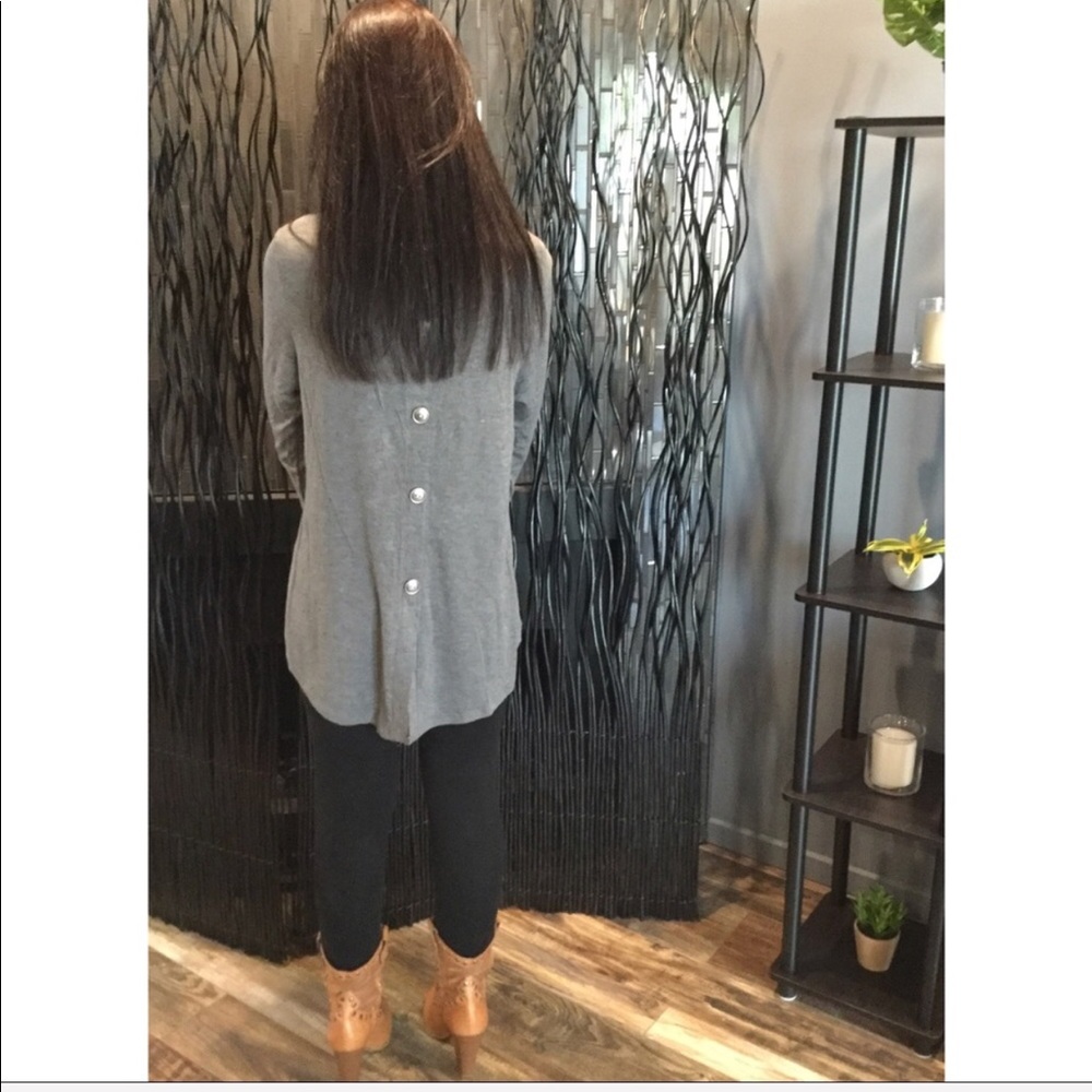 😍 GREY LONG SLEEVE BUTTON BACK BLOUSE